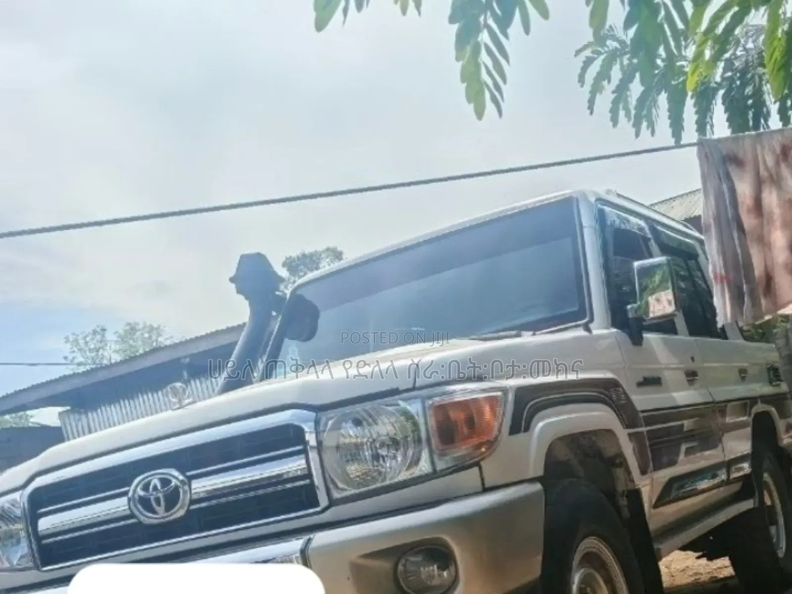 Toyota Land Cruiser 2014 Ivory