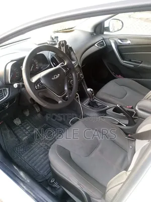 Chery Arrizo 5 2023 Ivory