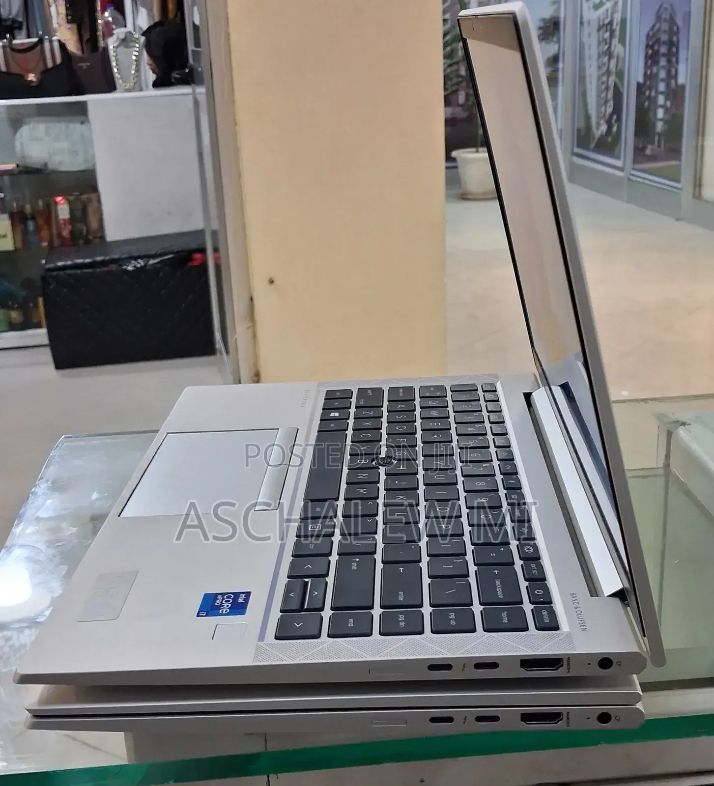 New Laptop HP EliteBook 840 G8 16GB Intel Core I7 SSD 512GB