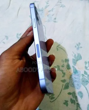 Photo - Apple iPhone 12 64 GB Blue