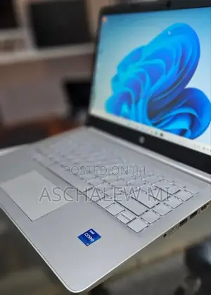 New Laptop HP Stream Notebook 8GB Intel Core I7 SSD 512GB