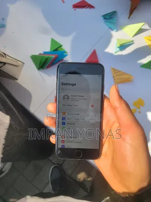 Apple iPhone 7 32 GB Black