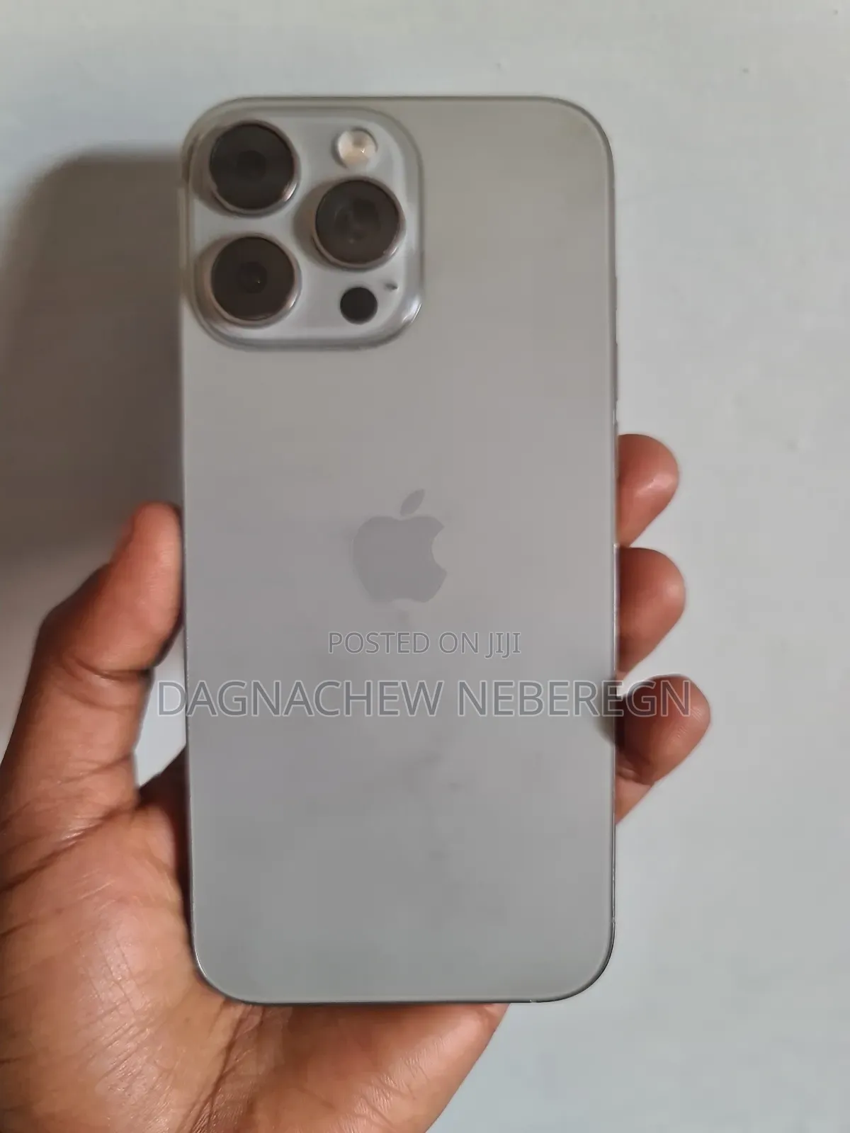 New Apple iPhone 16 Pro Max 1 TB Bronze