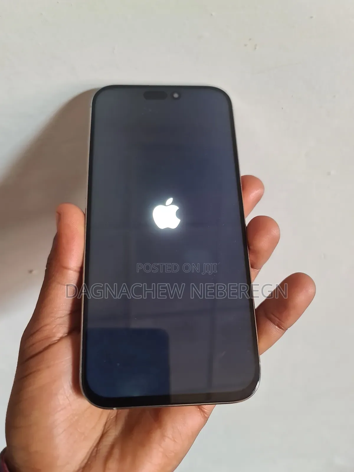 New Apple iPhone 16 Pro Max 1 TB Bronze