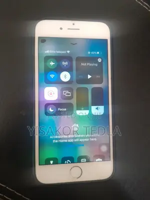 Photo - Apple iPhone 6s 64 GB Pink