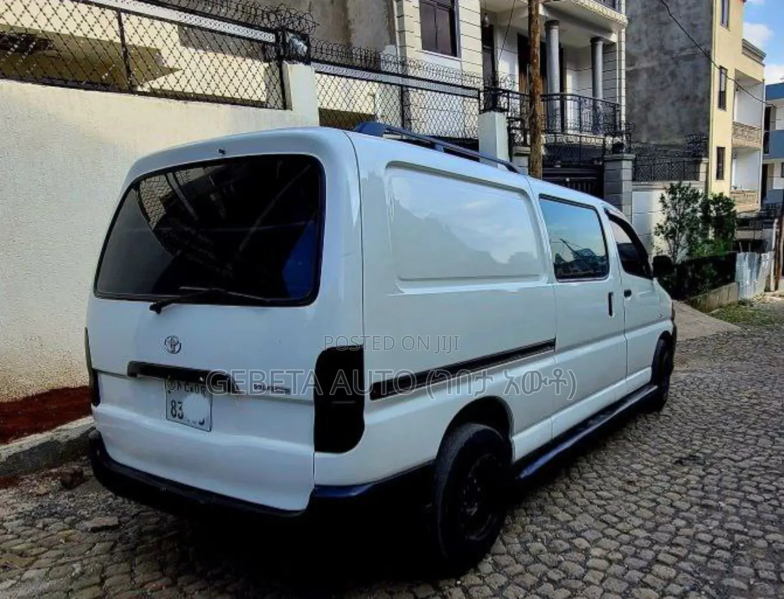 Toyota HiAce 2010