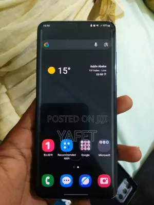 Photo - Samsung Galaxy S20+ 5G 128 GB Black