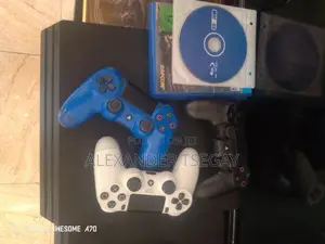 Photo - Playstation Pro Europe Standard