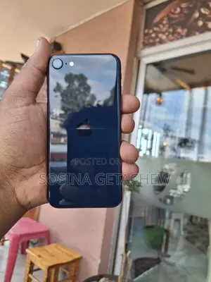 Apple iPhone SE 64 GB Black