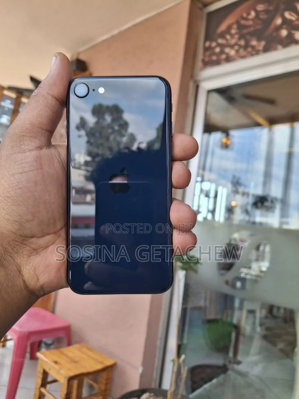 Apple iPhone SE 64 GB Black