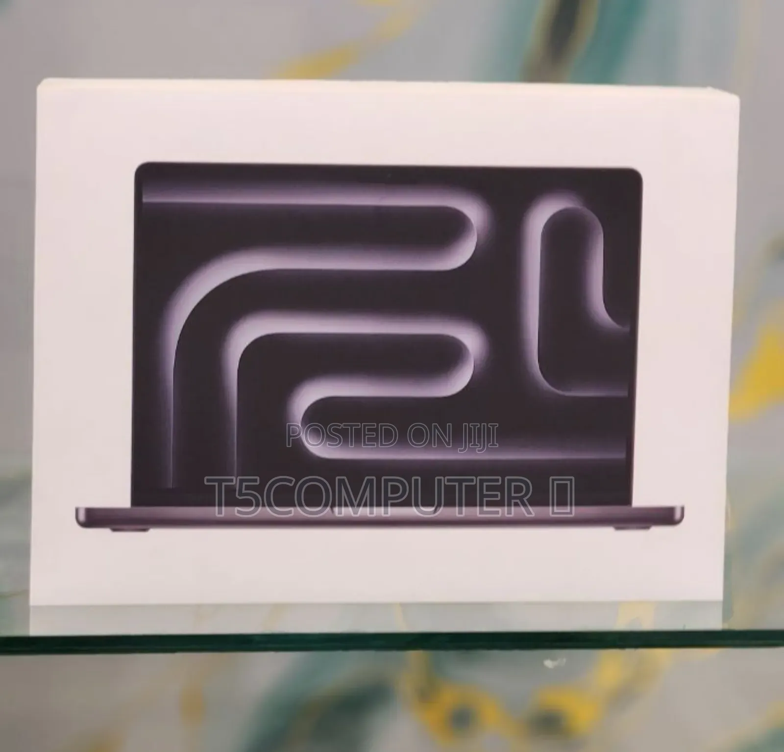 New Laptop Apple Macbook Pro 2025 M5 14-Inch 16GB Apple M5 SSD 512GB