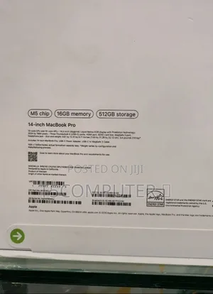 New Laptop Apple Macbook Pro 2025 M5 14-Inch 16GB Apple M5 SSD 512GB