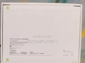 New Laptop Apple Macbook Pro 2025 M5 14-Inch 16GB Apple M5 SSD 512GB