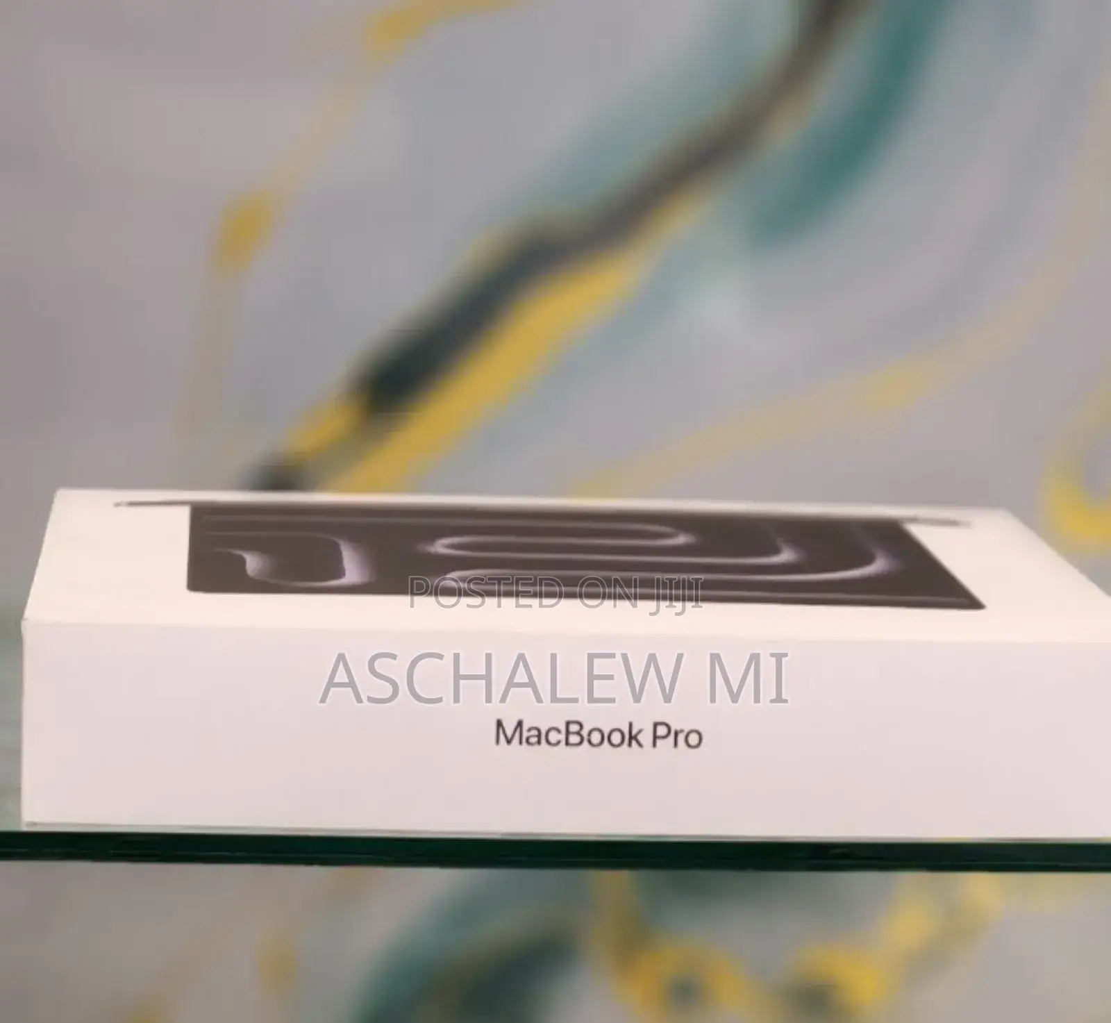 New Laptop Apple Macbook Pro 2025 M5 14-Inch 16GB Apple M5 SSD 512GB