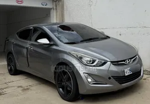 Photo - Hyundai Avante 2014 Silver