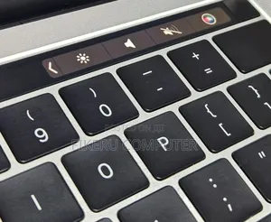 New Laptop Apple MacBook Pro 8GB Intel Core I5 SSD 128GB