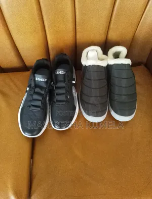 የአዋቂወች (የትልቅ ሰው )ጫማ