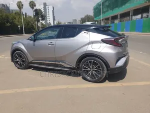 Toyota C-HR 2017 Silver