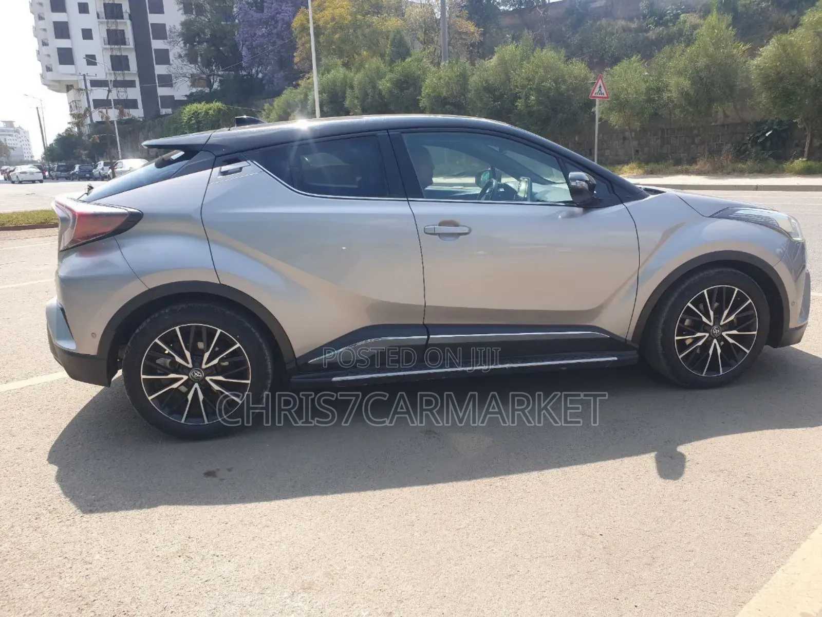 Toyota C-HR 2017 Silver