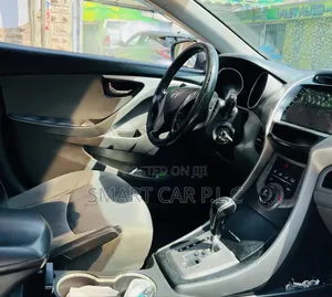 Hyundai Elantra 2013 Silver