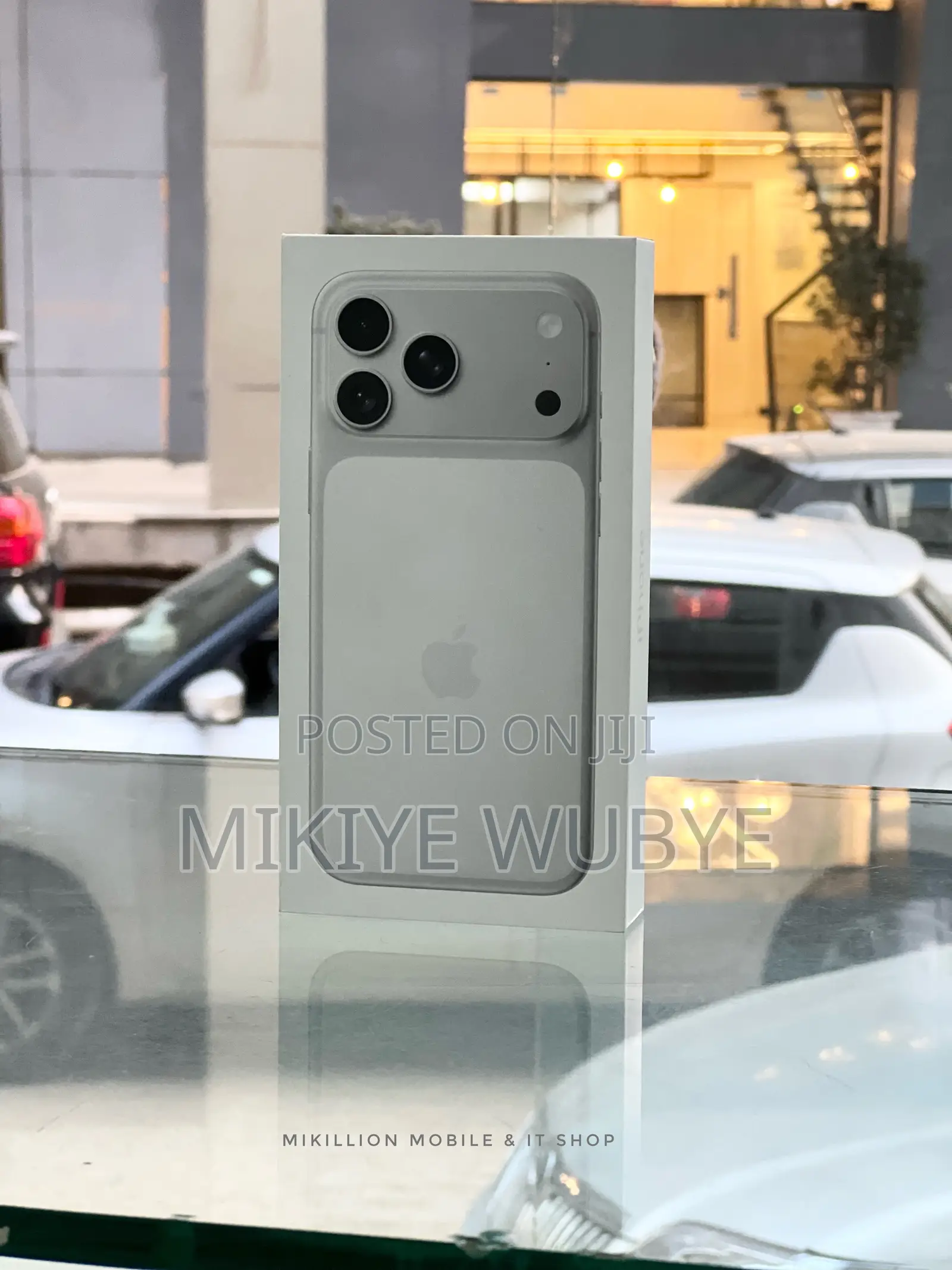 New Apple iPhone 17 Pro Max 256 GB Silver