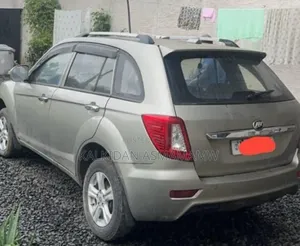 Lifan Abay 2012 Silver