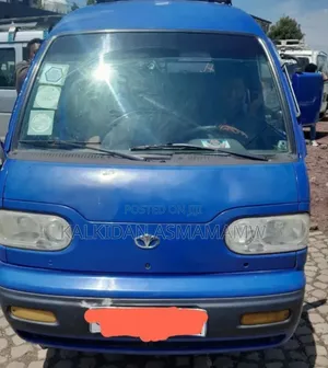Daewoo Evanda 2004 Blue