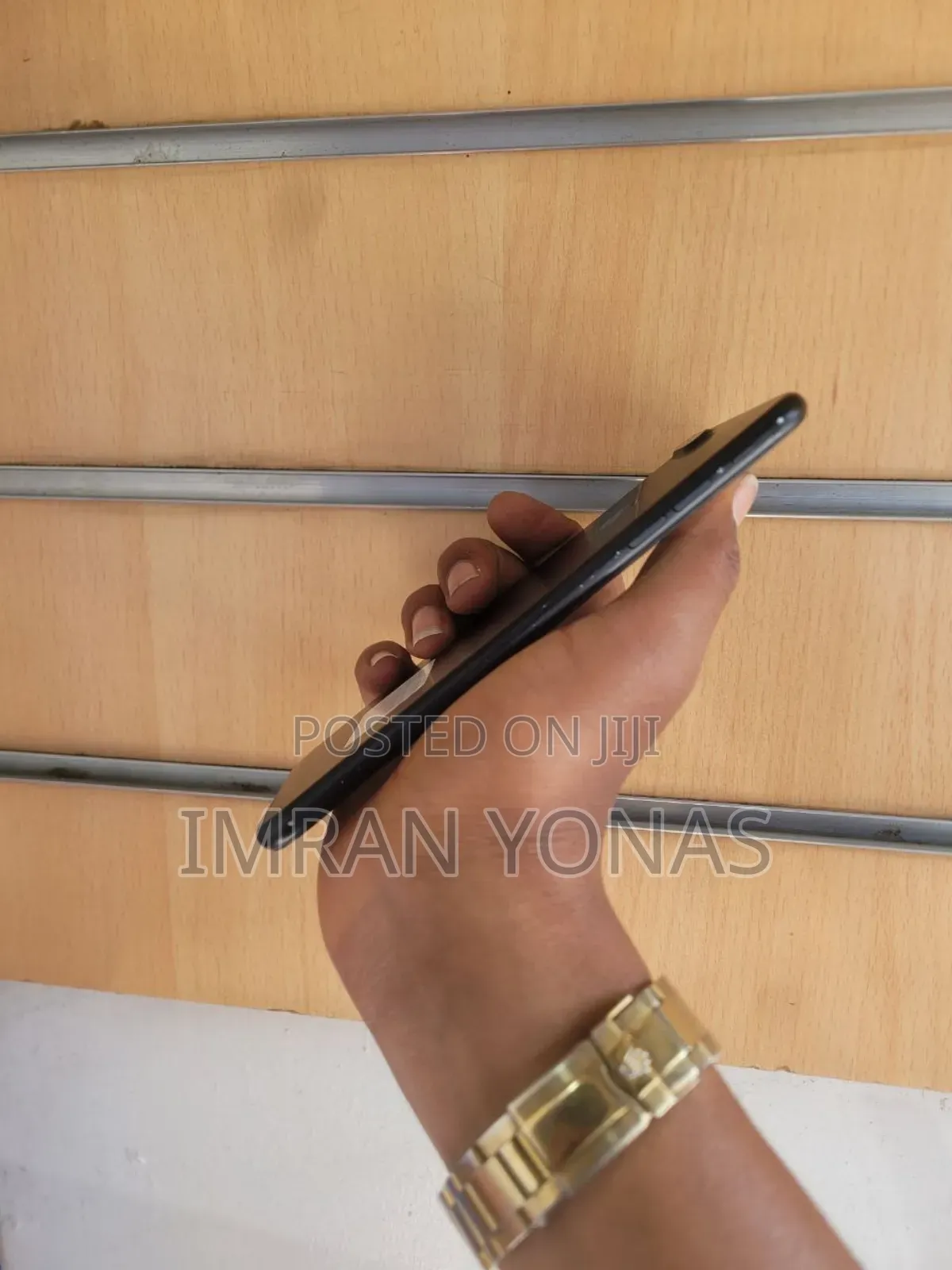 New Apple iPhone 7 Plus 128 GB Black