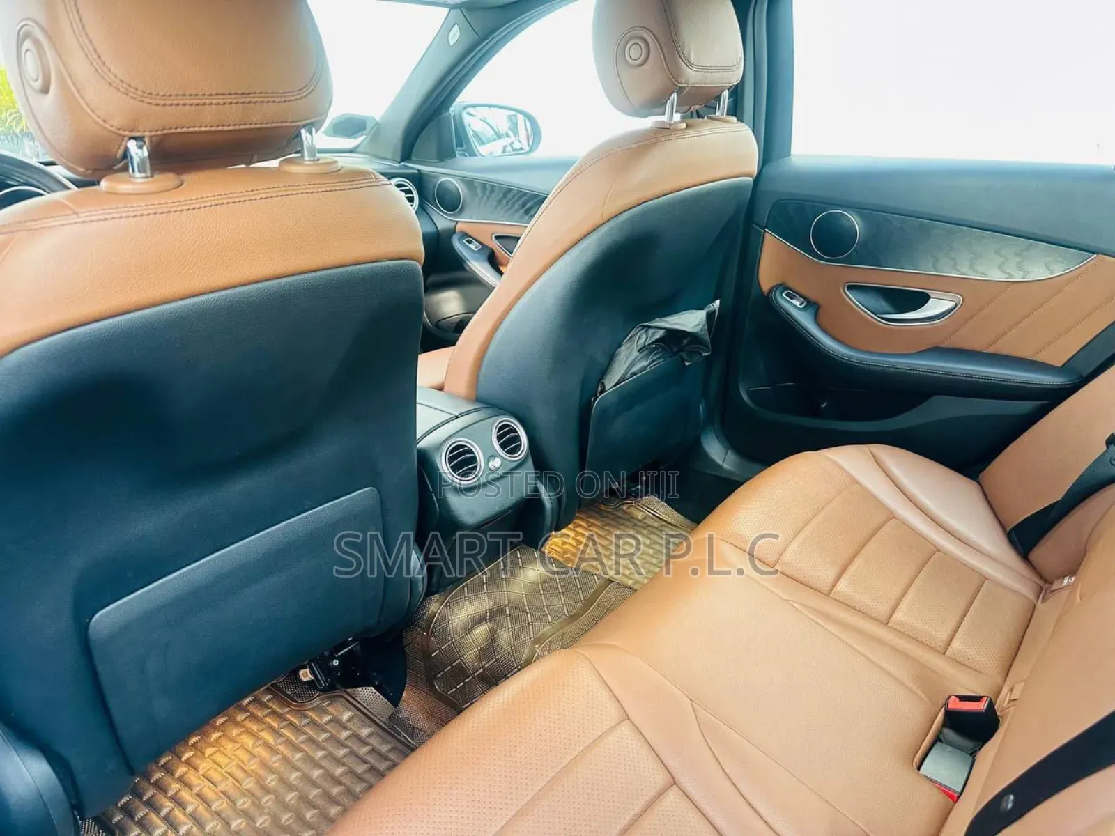 Mercedes-Benz C200 2019 Blue