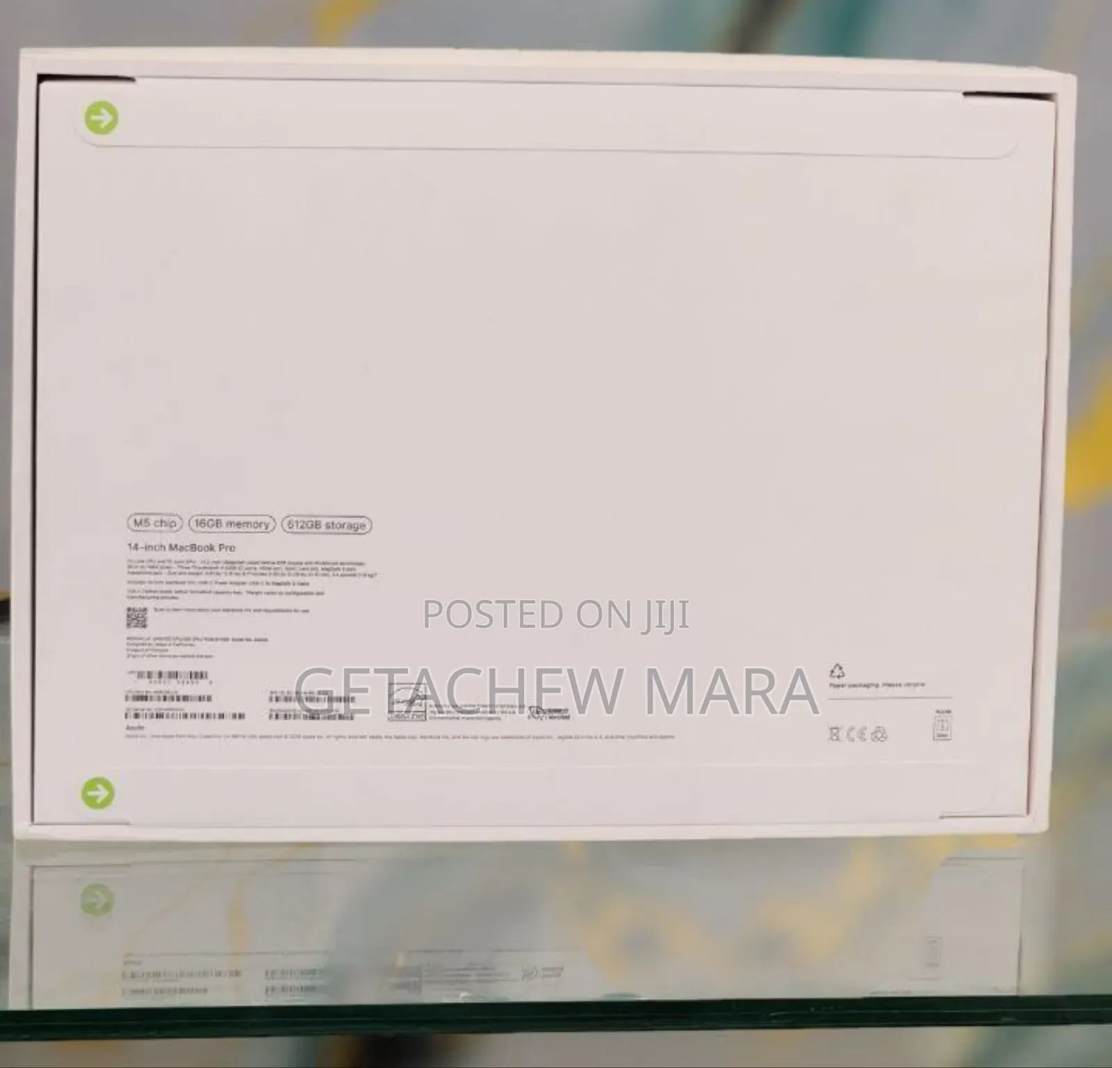 New Laptop Apple Macbook Pro 2025 M5 14-Inch 16GB Apple M5 SSD 512GB