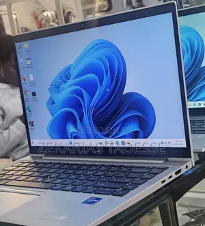 Photo - New Laptop HP EliteBook 840 G8 16GB Intel Core I5 SSD 512GB