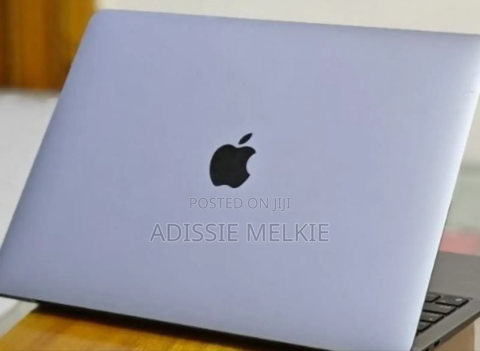 New Laptop Apple MacBook Air 2020 8GB Apple M1 SSD 1T