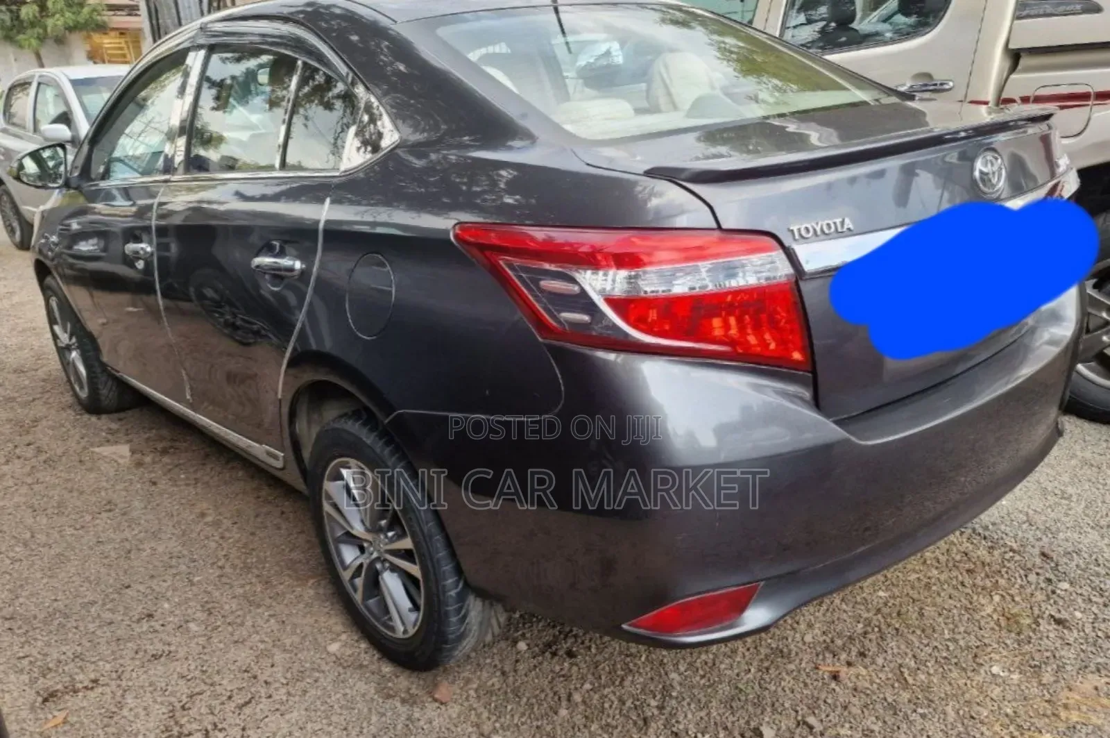 Toyota Yaris 2016 Gray