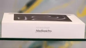 New Apple MacBook Pro 2024 M4 14-Inch 16GB Apple M4 Pro SSD 512GB