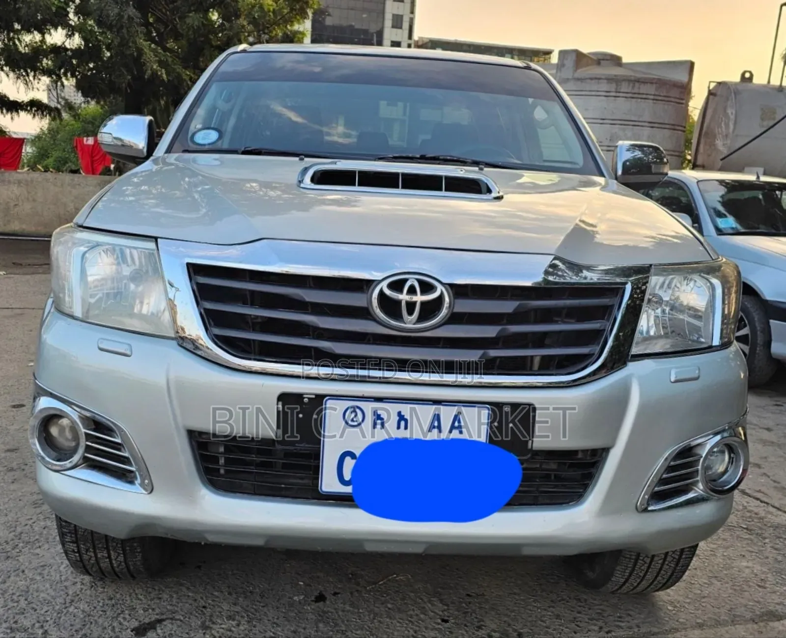 Toyota Hilux 2012 Silver