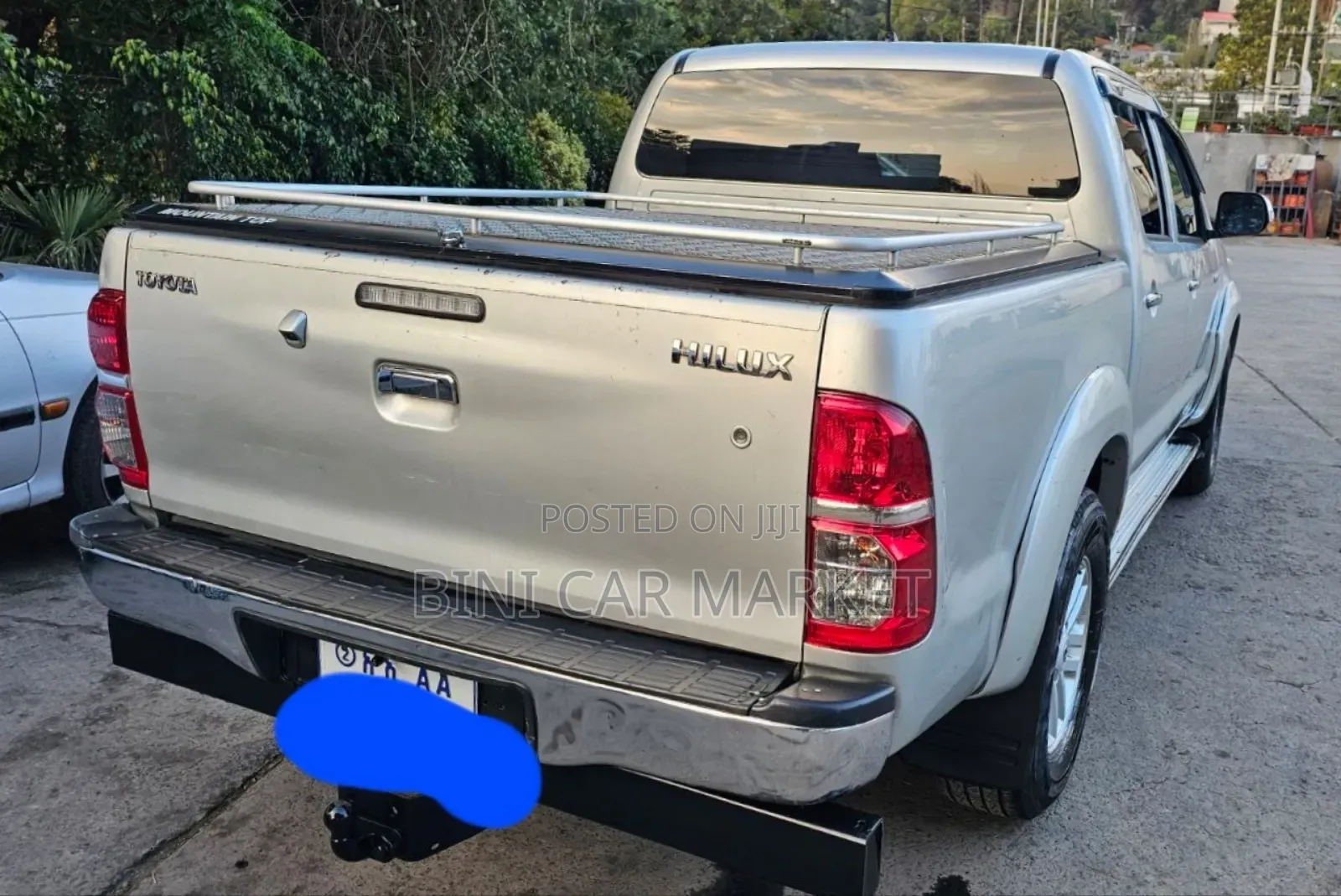 Toyota Hilux 2012 Silver