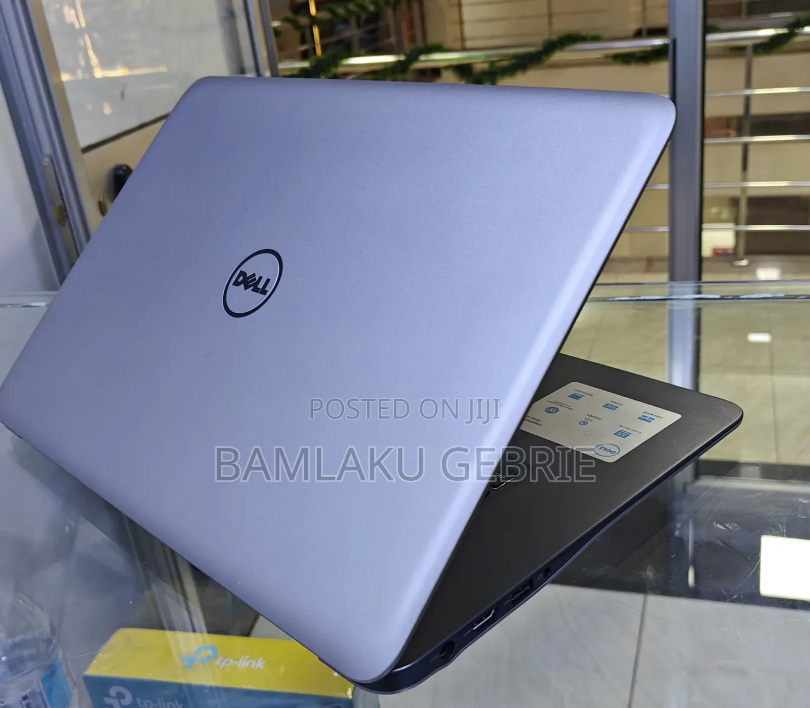 New Laptop Dell Inspiron 15 8GB Intel Core I7 SSD 1T