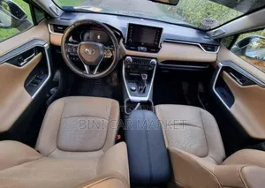 Toyota RAV4 2020 Gray