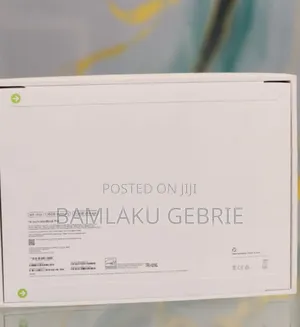 New Laptop Apple Macbook Pro 2025 M5 14-Inch 16GB Apple M5 SSD 512GB