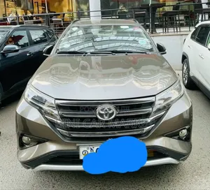 Photo - Toyota Rush 2022 Brown