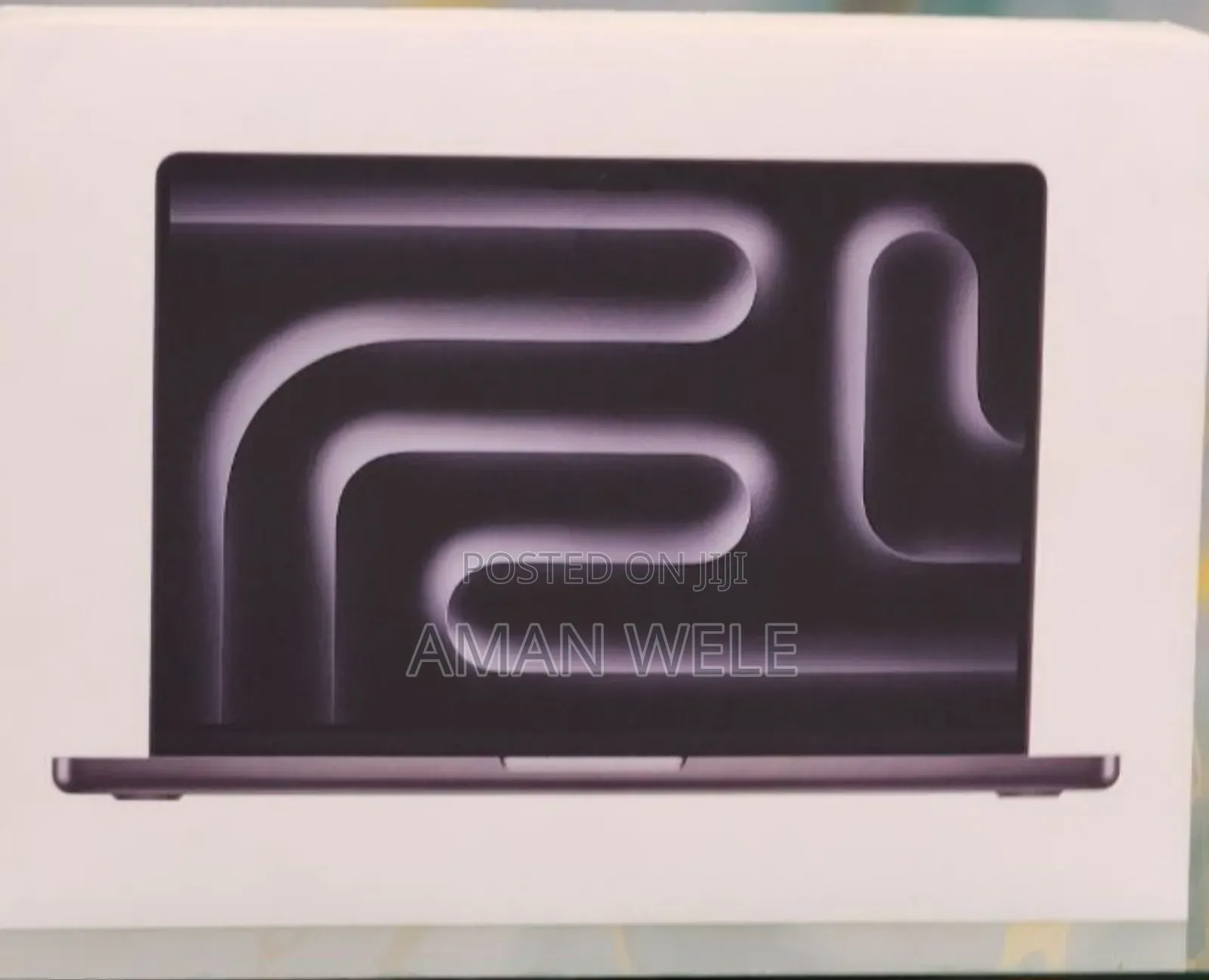 New Laptop Apple Macbook Pro 2025 M5 14-Inch 16GB Apple M5 SSD 512GB