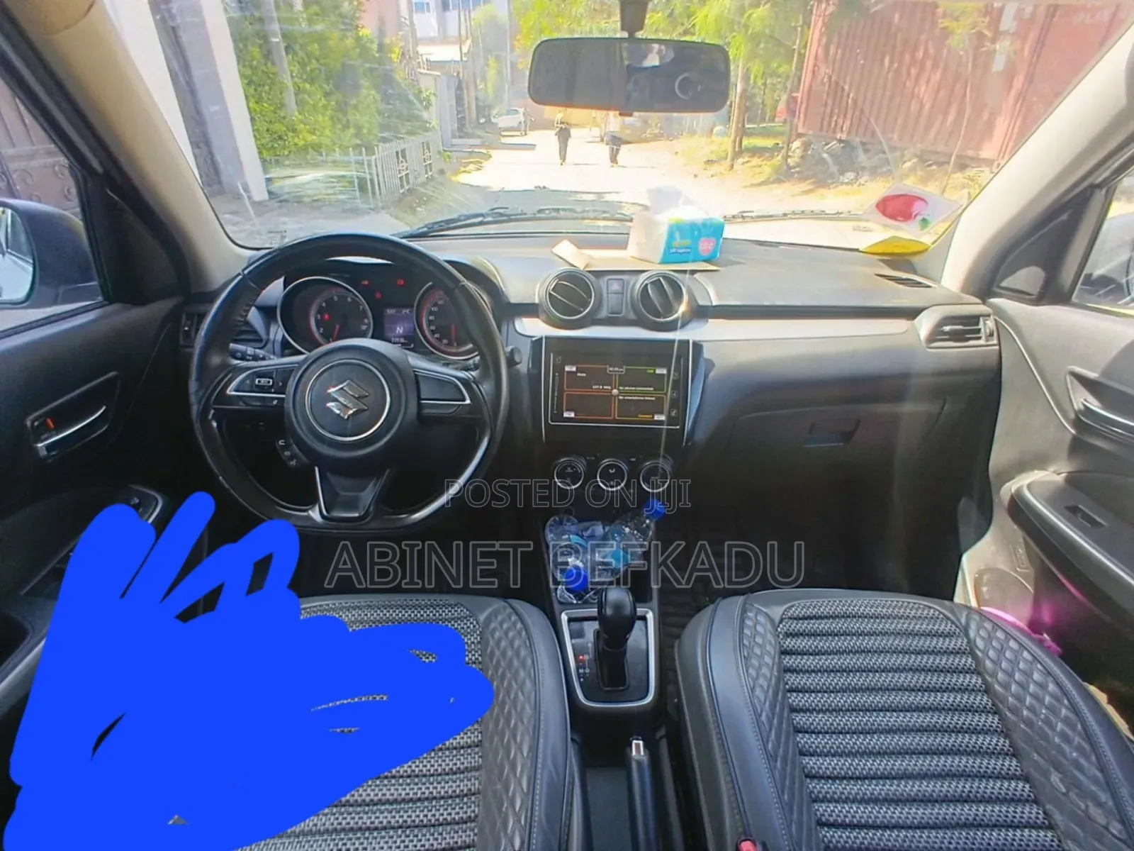 Suzuki Swift 2022 White