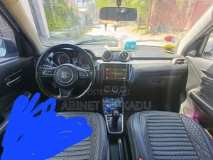 Suzuki Swift 2022 White