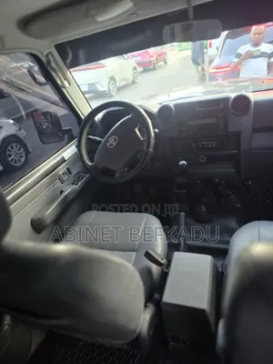 Toyota Land Cruiser 2014 Black