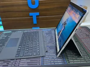 Photo - New Laptop Microsoft Surface Pro 7 8GB Intel Core I5 SSD 256GB