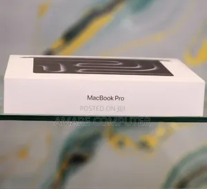 New Laptop Apple Macbook Pro 2025 M5 14-Inch 16GB Apple M5 SSD 512GB