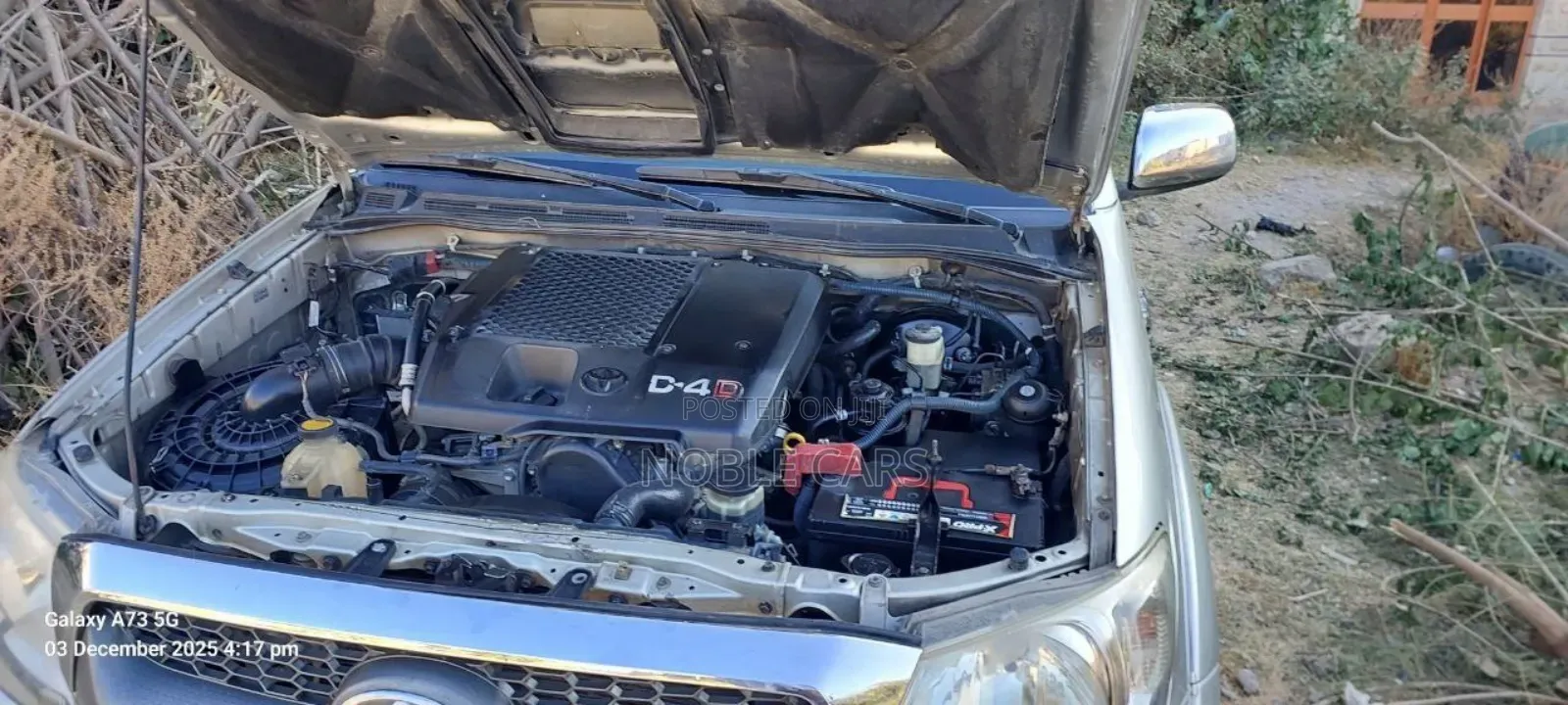 Toyota Hilux 2010 Gold