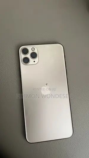 Photo - New Apple iPhone 11 Pro Max 512 GB Gold