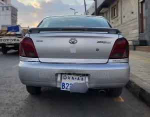 Toyota Platz 2002 Silver