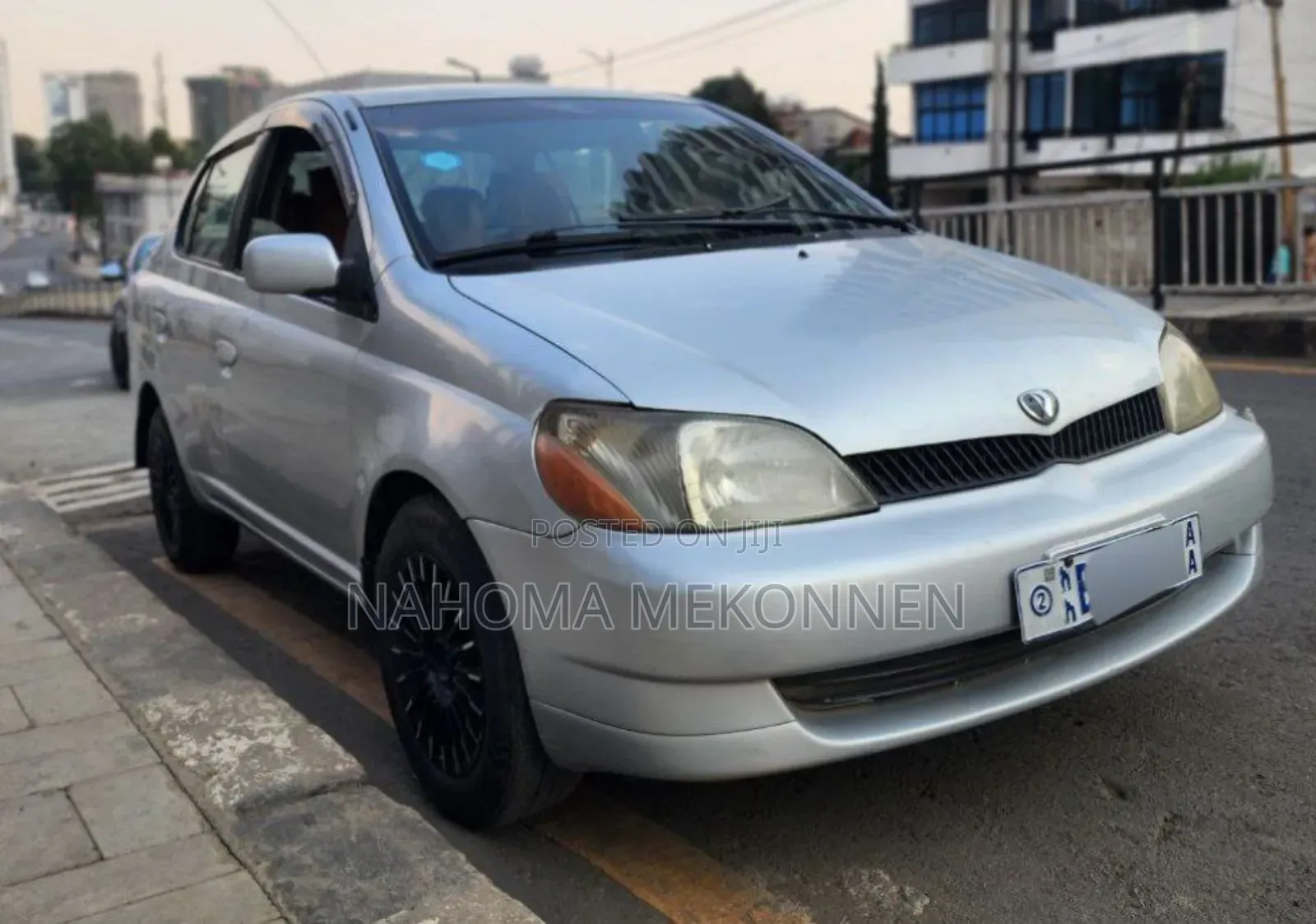 Toyota Platz 2002 Silver